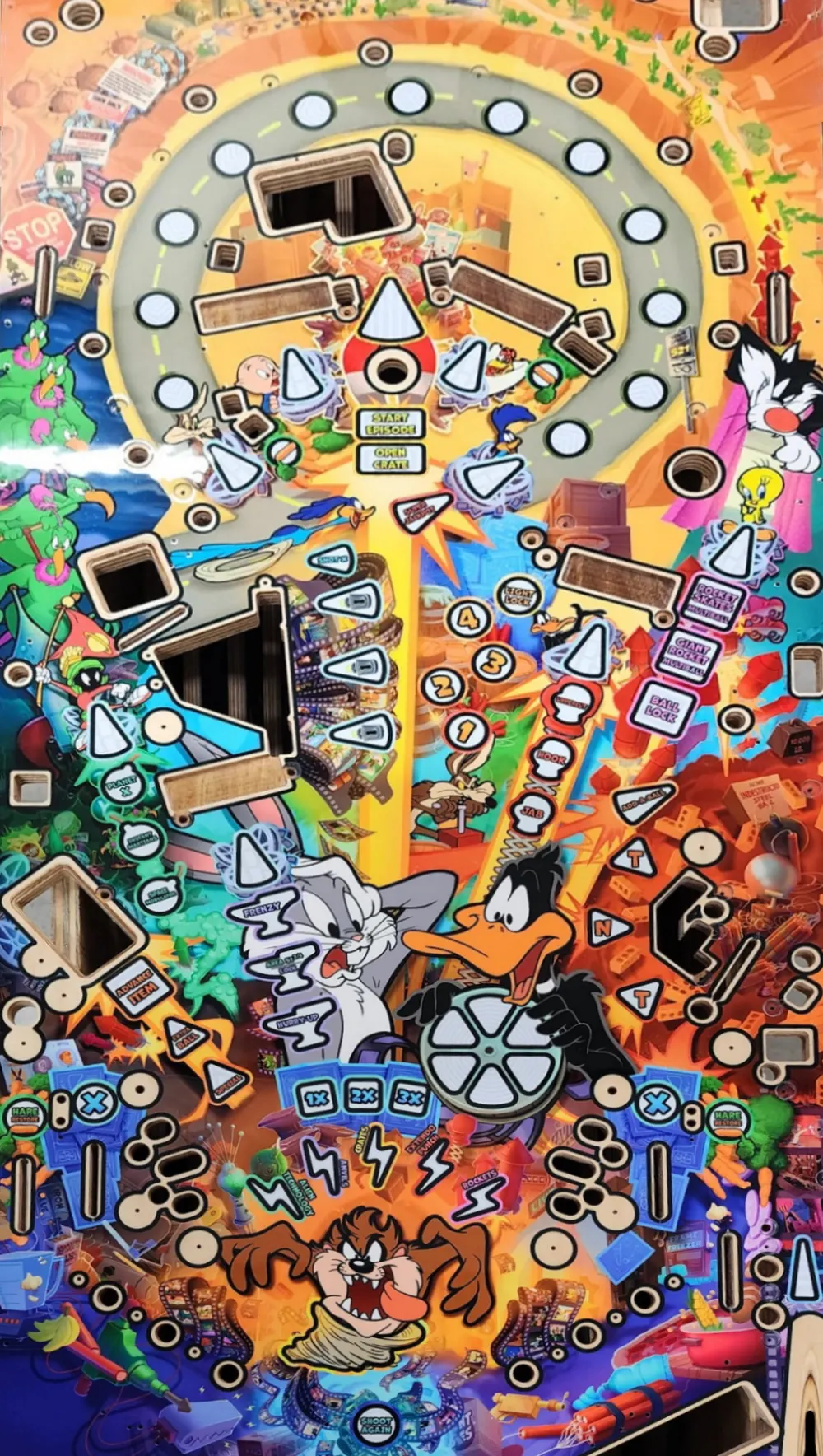 Looney Tunes Best available full playfield photo