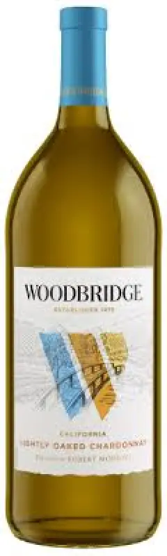 Woodbridge Lightly Oaked Chardonnay 1.5L