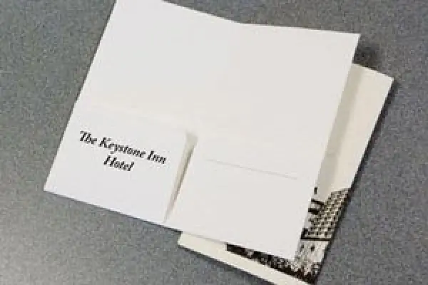 105 Two Pockets - Hotel Key Card Pocket Folders