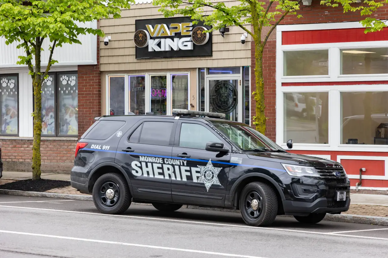 MCSO Investigators Arrest Hilton Juvenile for Vape King Robbery