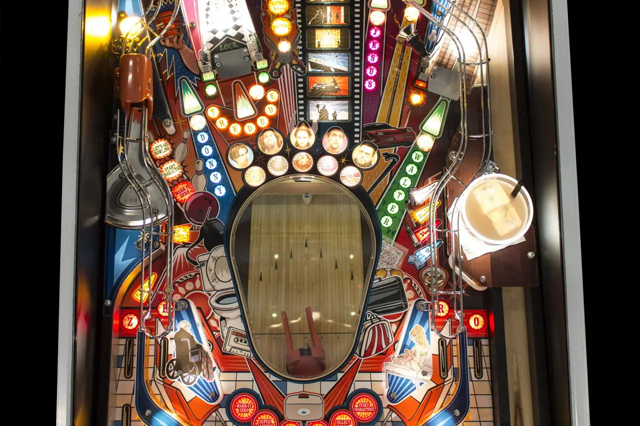 The Big Lebowski official cabinet or playfield detail 2