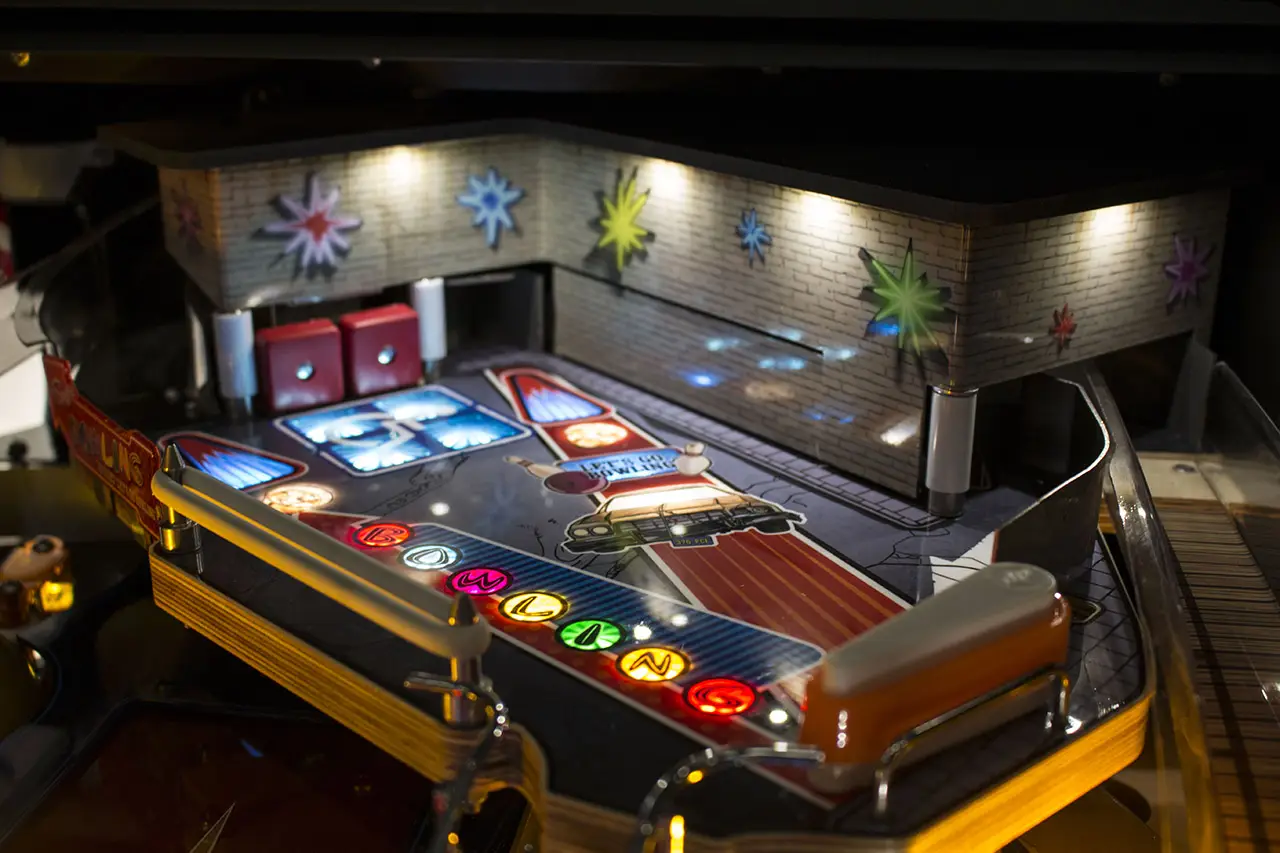 The Big Lebowski official cabinet or playfield detail 6