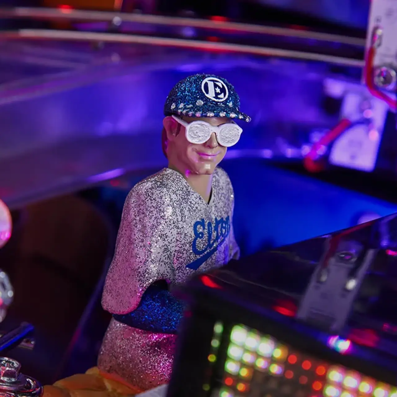 Elton John pinball machine official detail 3