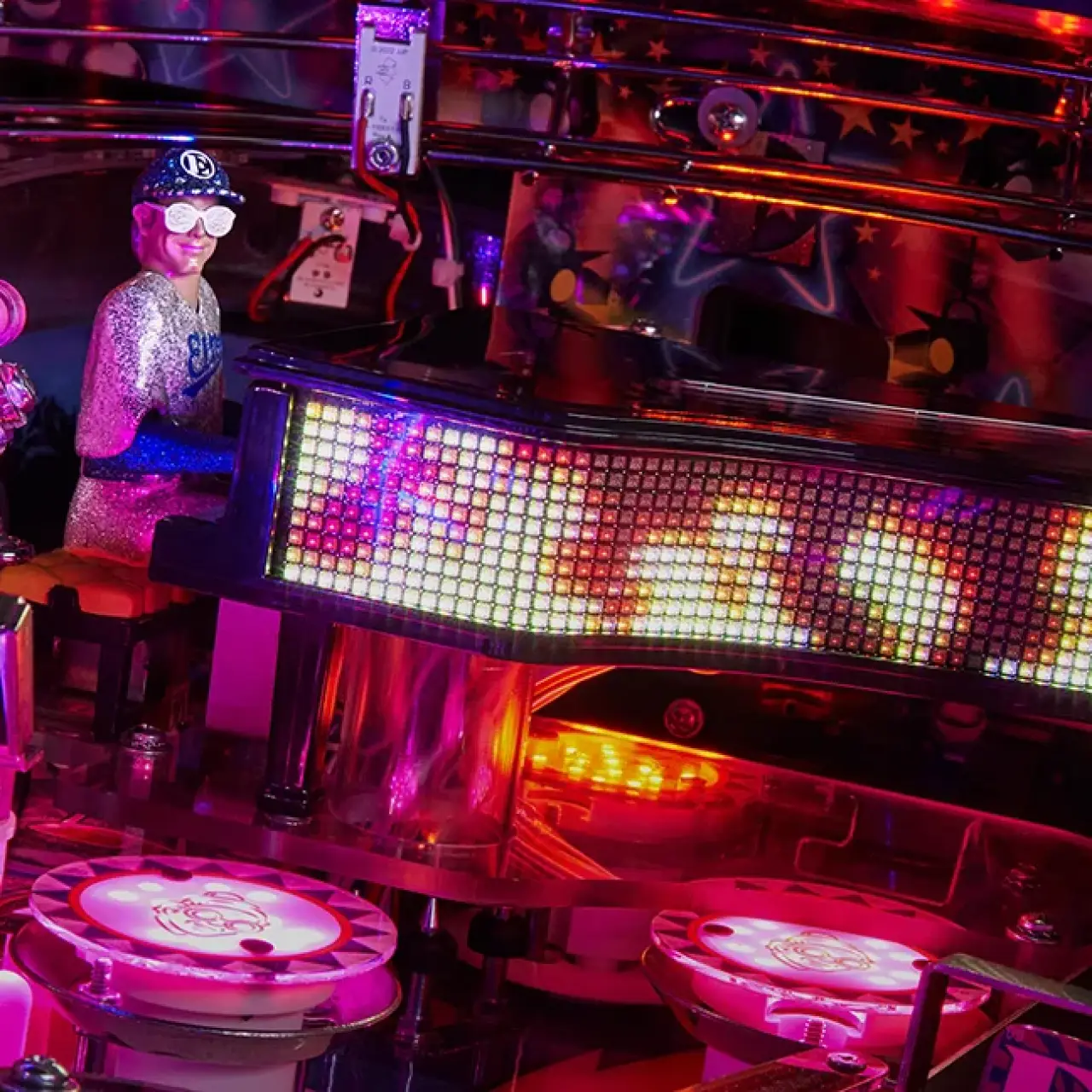 Elton John pinball machine official detail 7