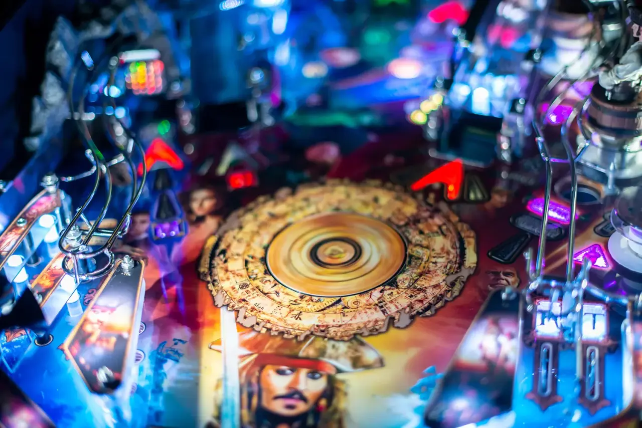 Jersey Jack Pirates of the Caribbean pinball official detail 5