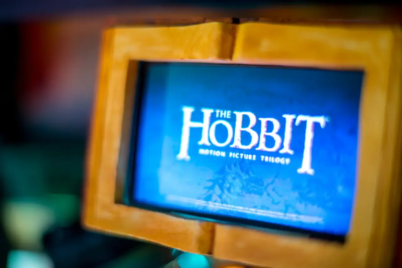 The Hobbit pinball official cabinet or playfield detail 5