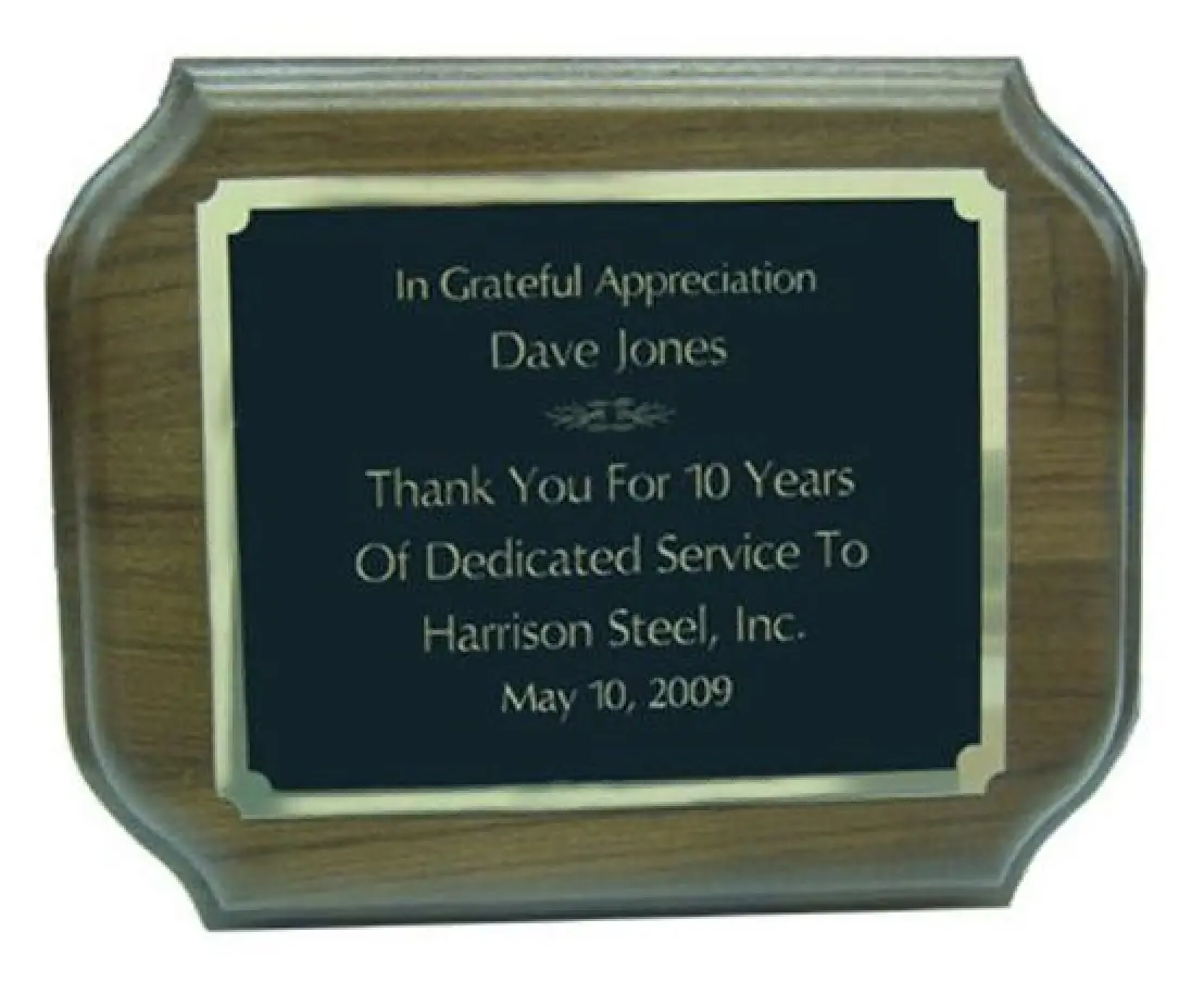 Walnut Scalloped Plaque