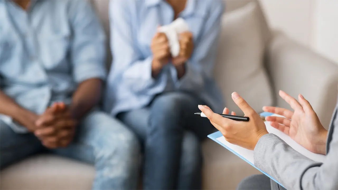 Professional counseling services in Jacksonville FL – therapist meeting with a couple during a counseling session
