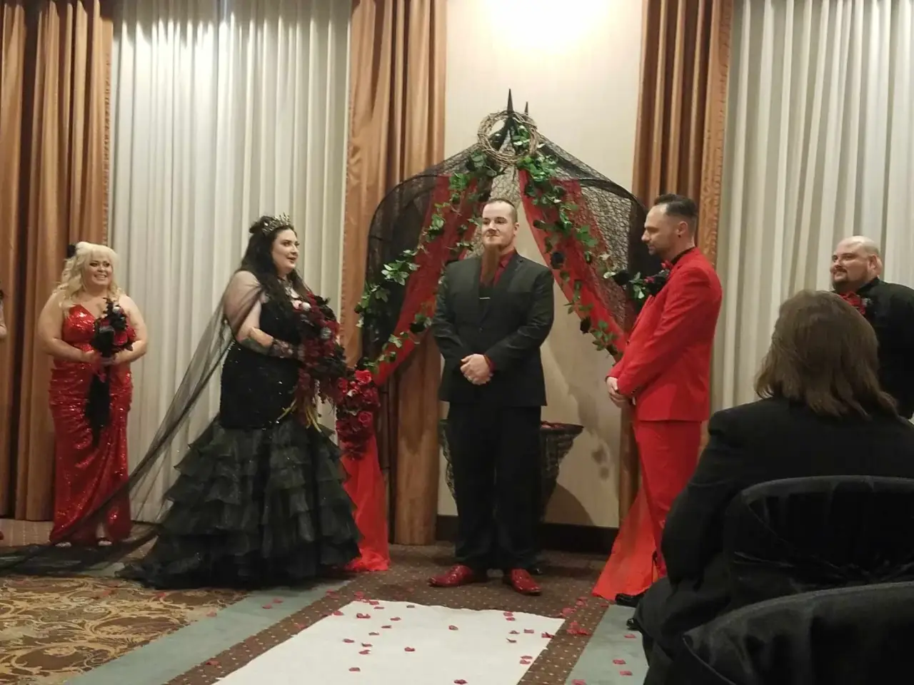 Weddings & Proms