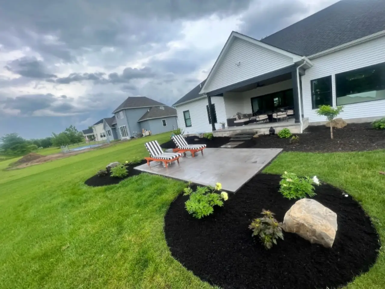 backyard patio and mulching
