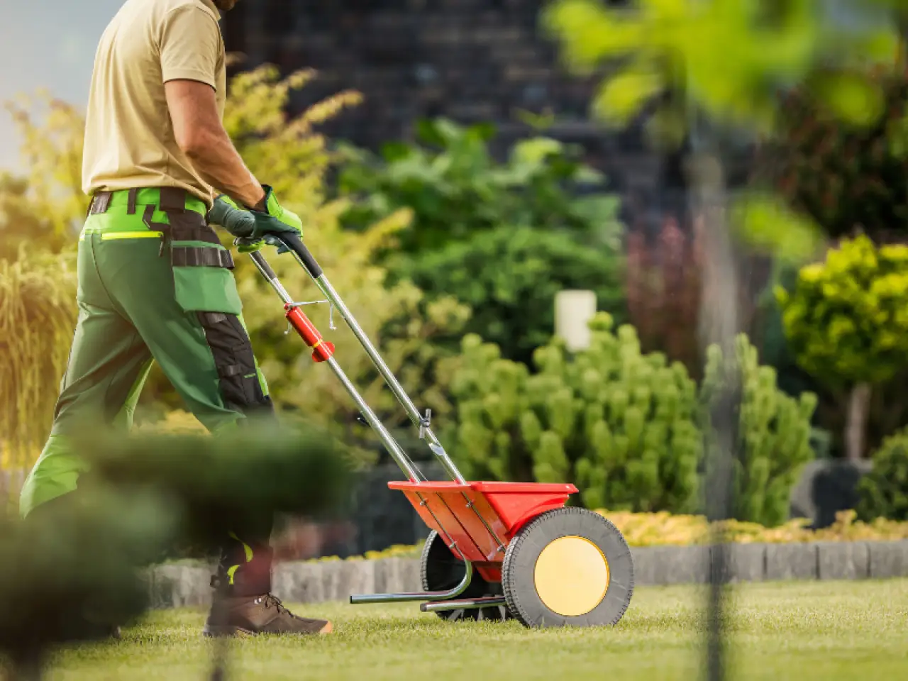 professional fertilizer services