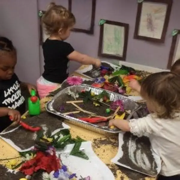 kids planting seeds