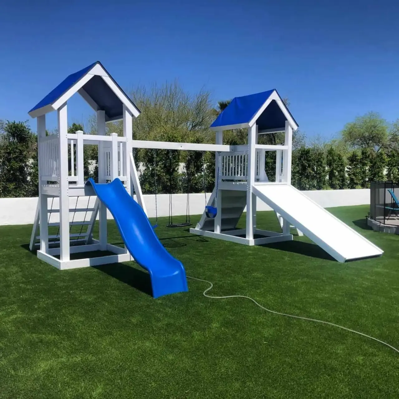 The Manor RuffHouse Vinyl Play Systems thumbnail