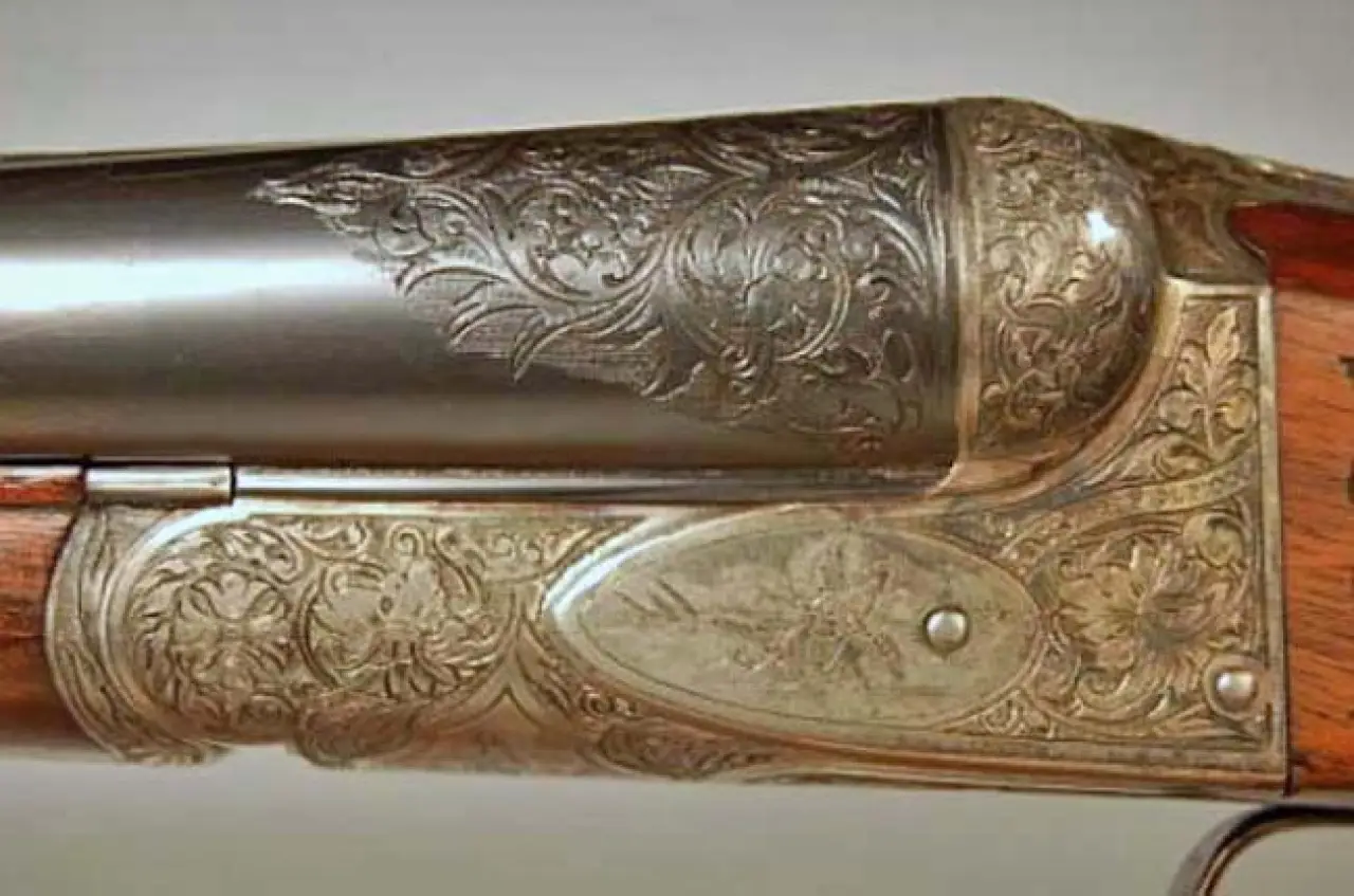 1922 DE Side View
