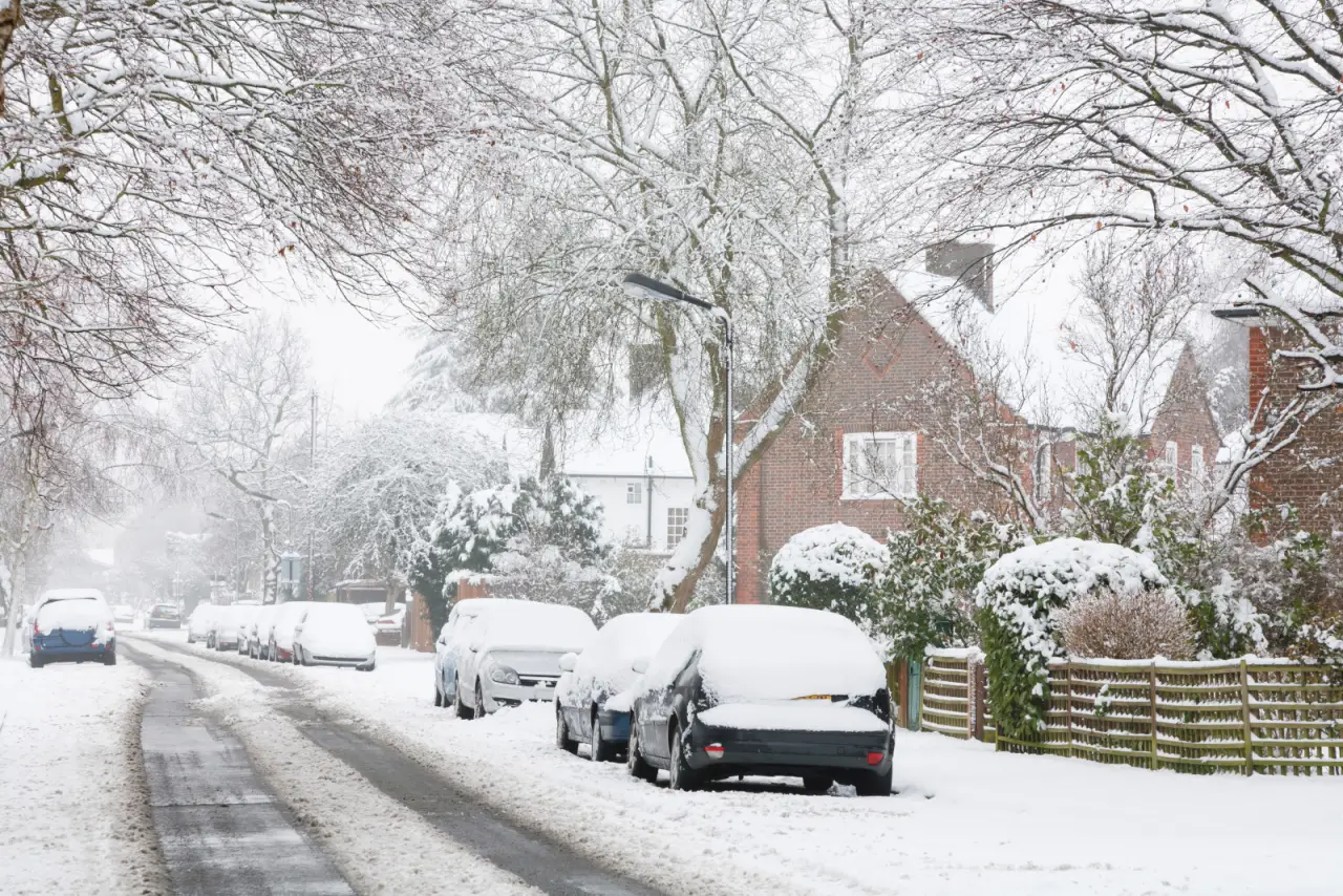 Why You Should Consider an Emergency Generator Before Winter Comes
