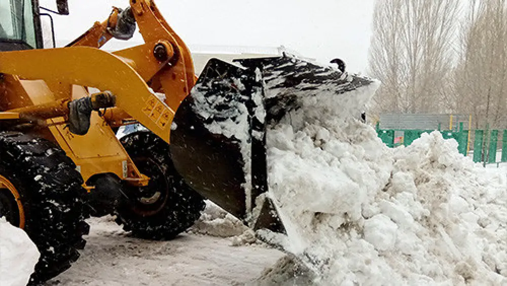 twin oaks snow plowing services