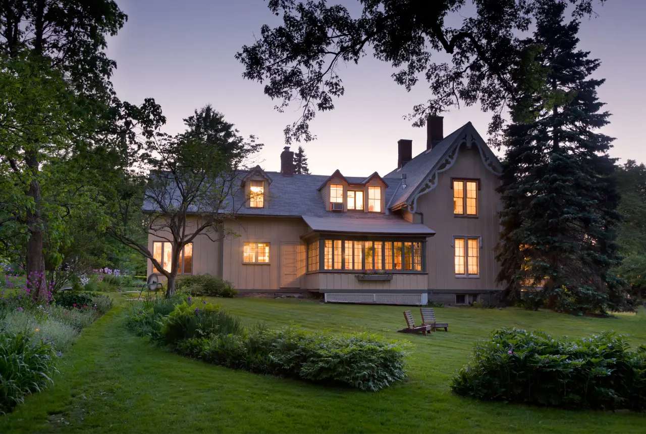 Inn at Gothic Eves Bed and Breakfast