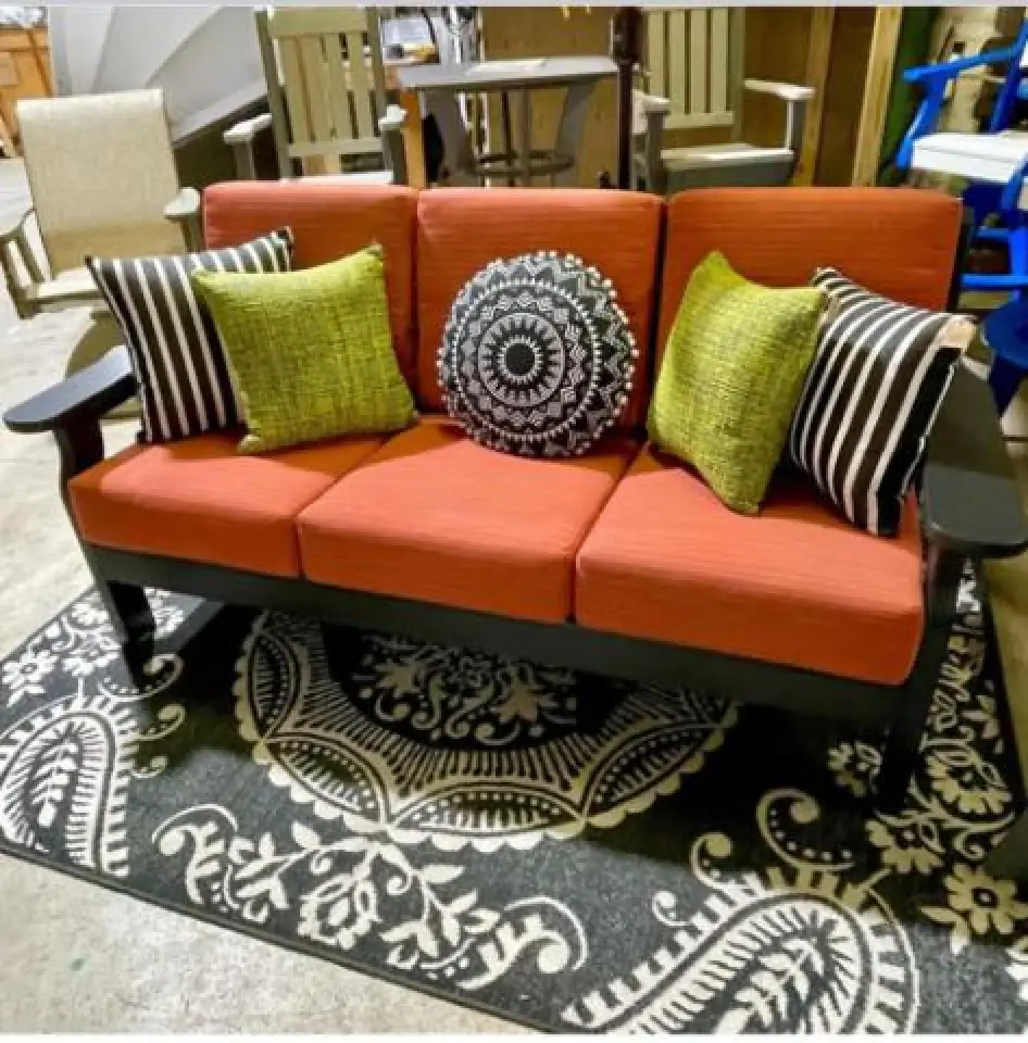 red sofa