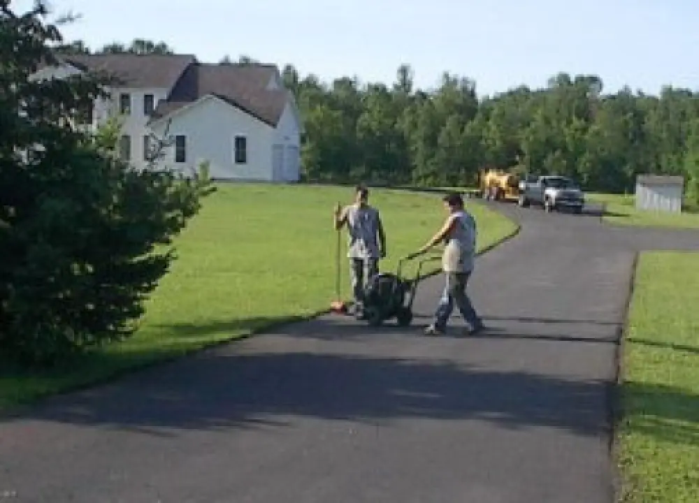 Residential driveway paving project photo