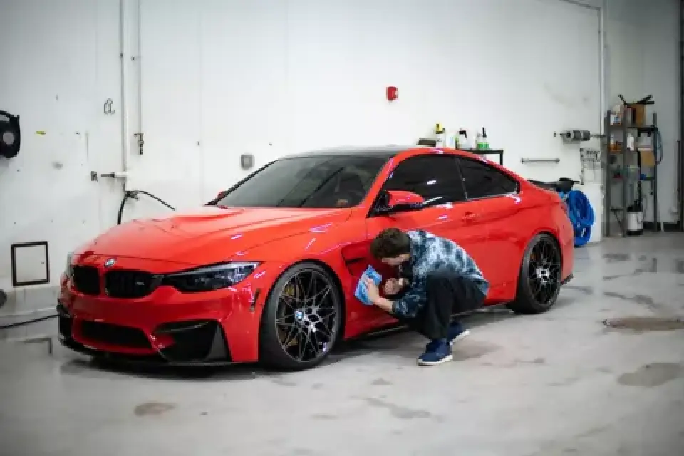 2018 BMW M4 Competition exterior styling and body lines detail