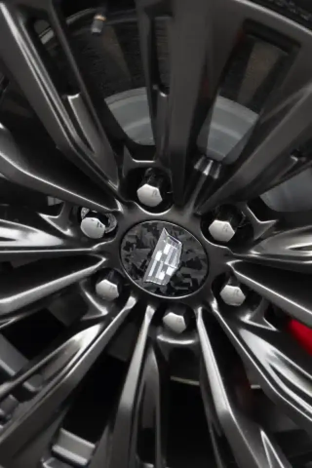 2022 Cadillac Escalade-V high performance Cadillac SUV front view