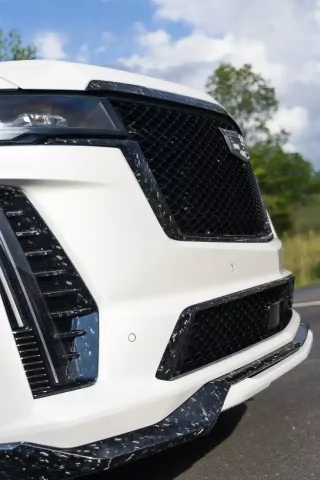 2022 Cadillac Escalade-V premium full size luxury SUV styling