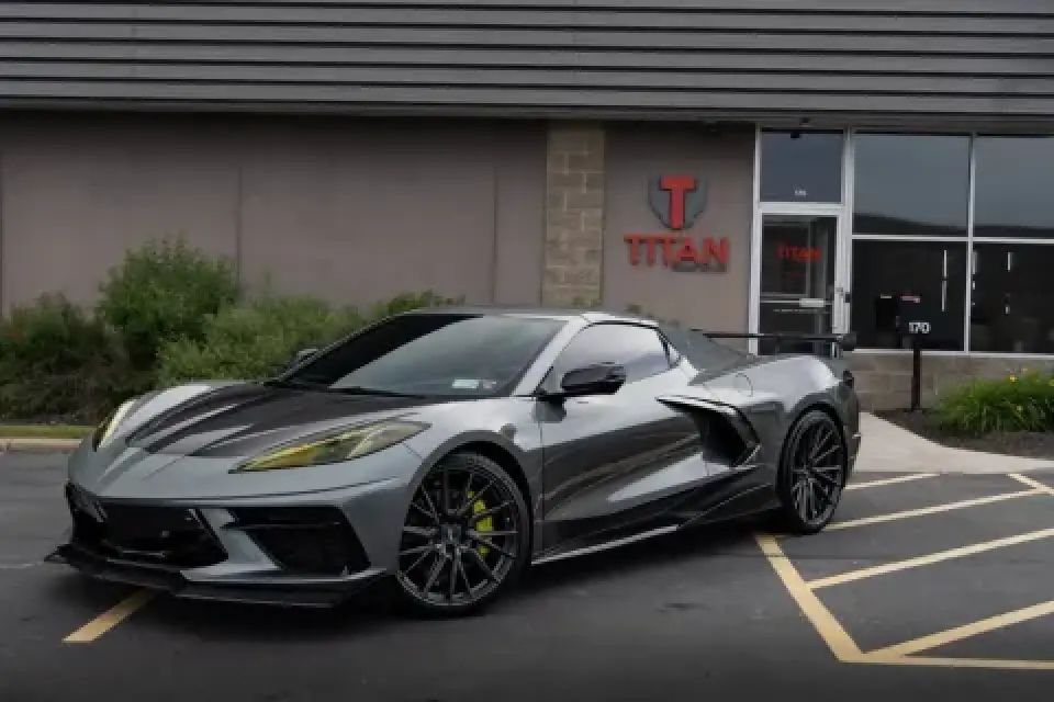 2022 Chevrolet Corvette C8 mid engine sports car exterior styling