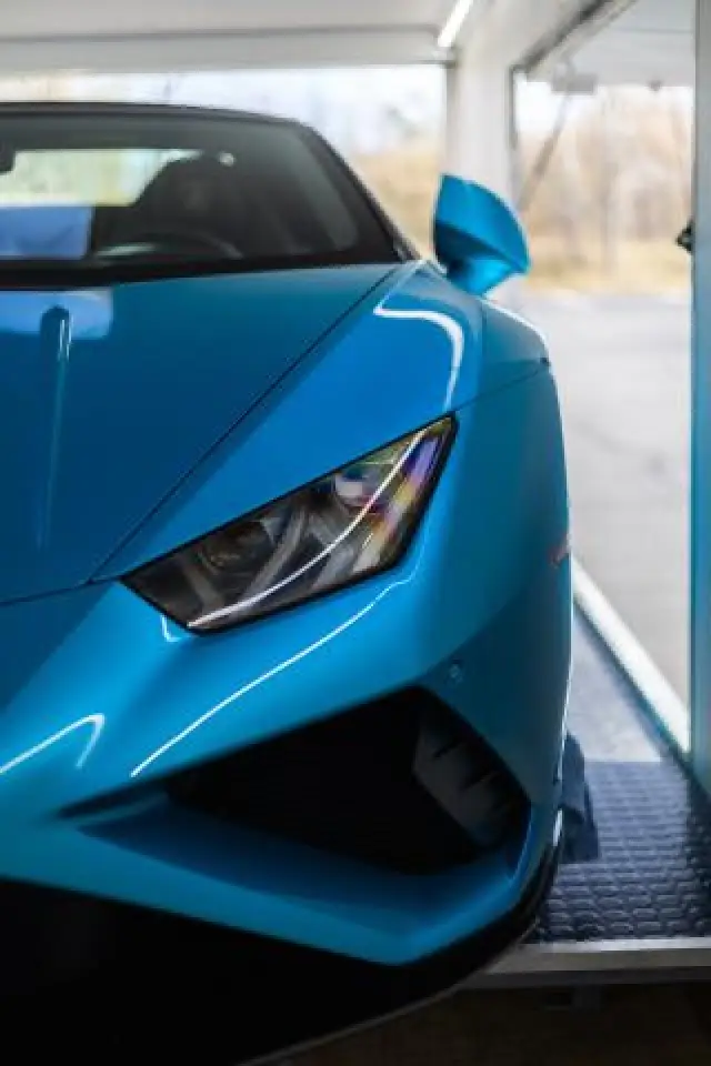 2023 lamborghini huracan from front