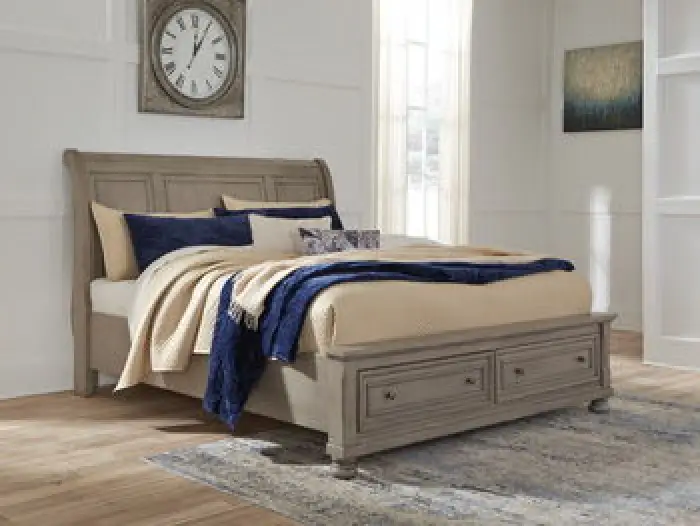 Lettner - Cal King Rails with Roll Slats - Light Gray