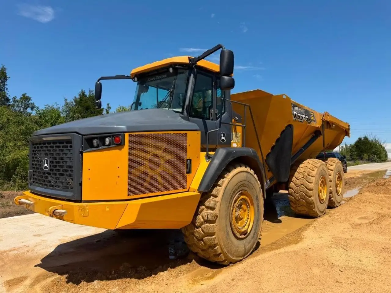 Heavy equipment consignment