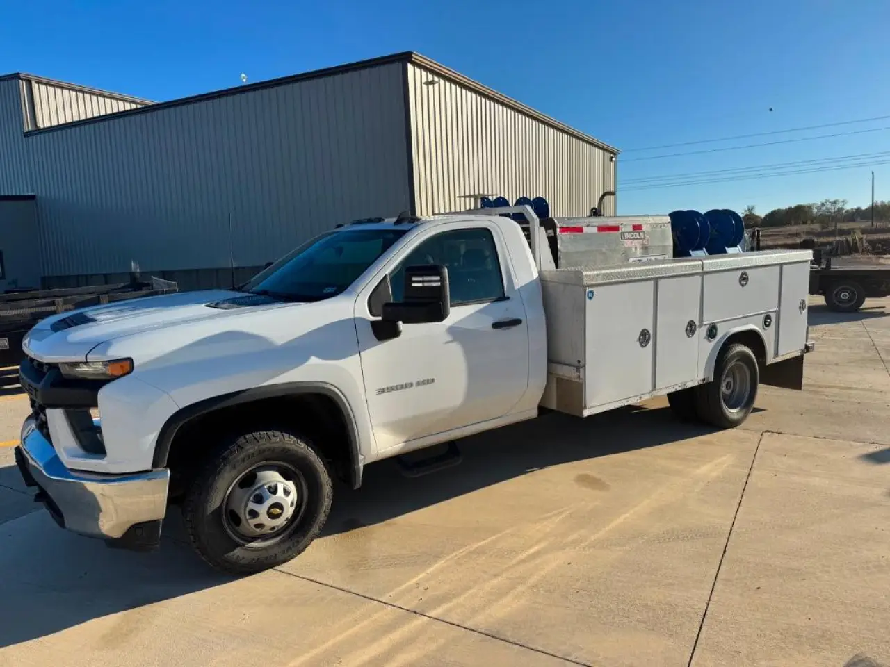 Heavy equipment consignment