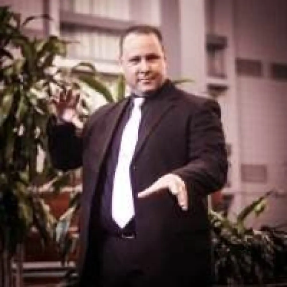Hypnotist Jason Kropidlowski