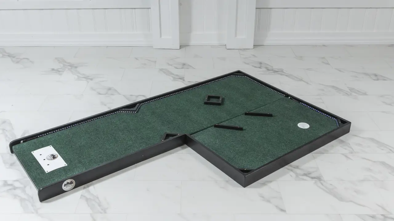 Classic Mini Golf setup hole 9