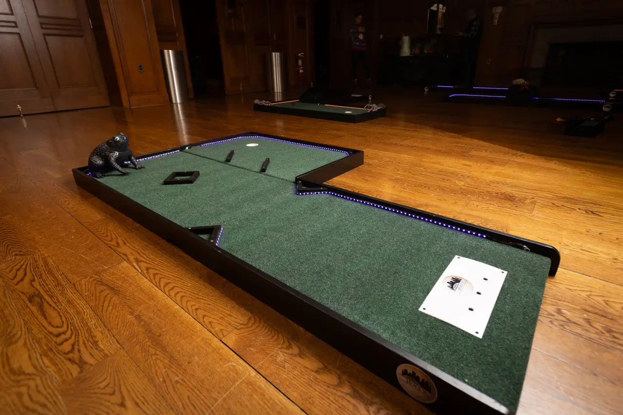 Halloween Mini Golf setup hole 9
