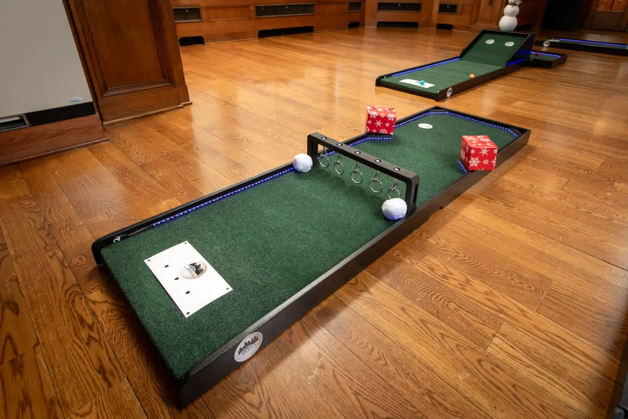 Winter Mini Golf setup hole 3