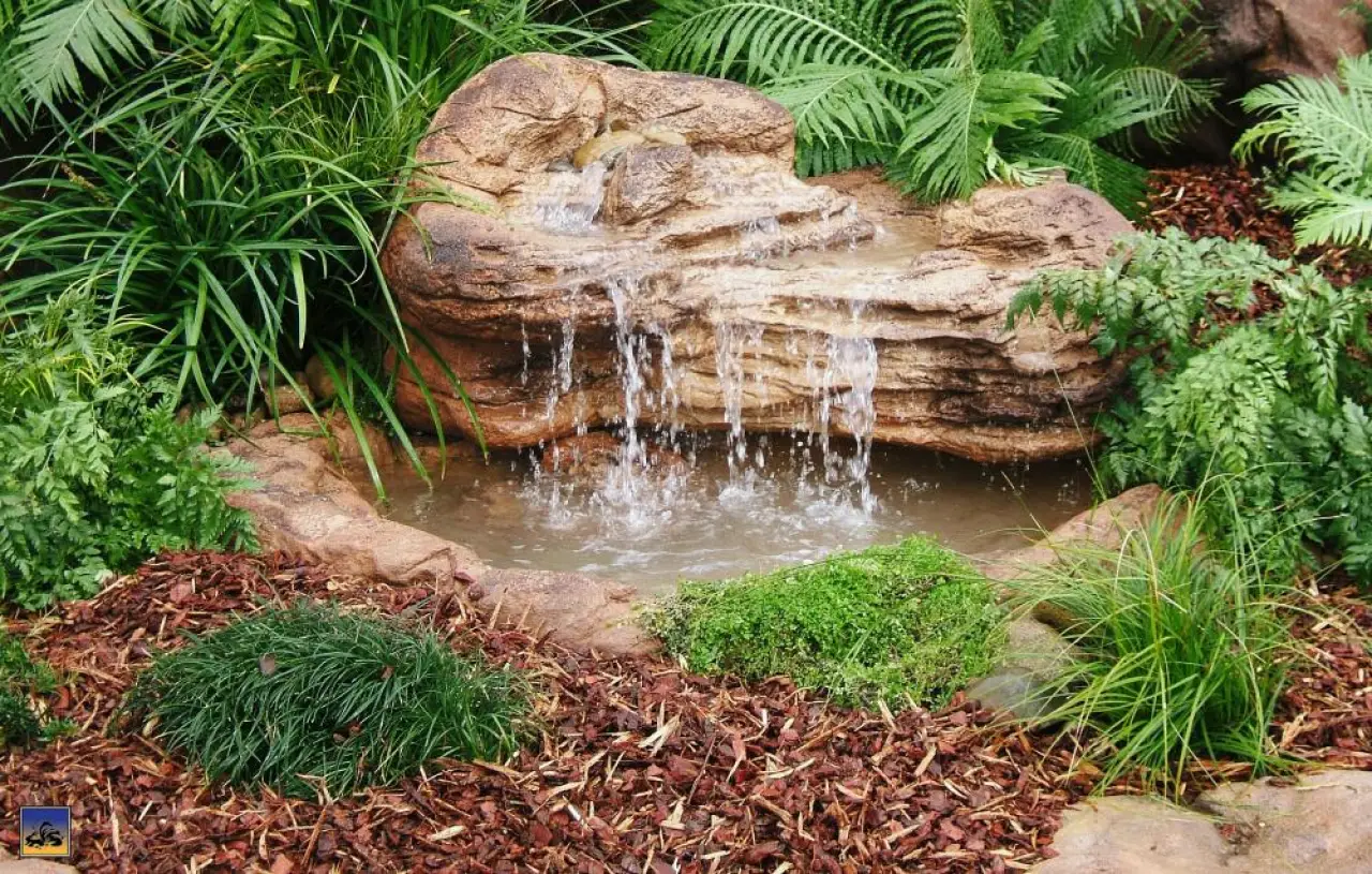 Rocky Crevice Falls Kit