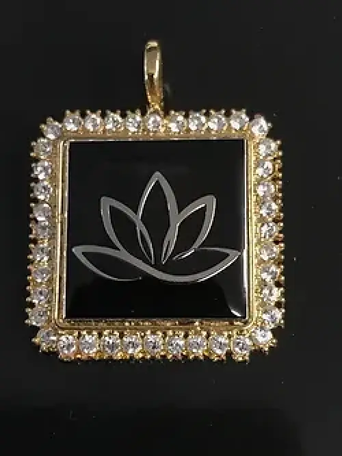 Ladies Oriental Shrine Lotus Medallion