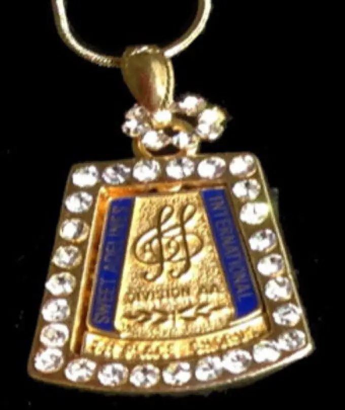 Sweet Adeline Regional Small Chorus Medal Holder ( Designed to fit all small regional chorus medals) Shown in picture with cobra chain.