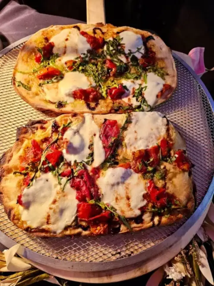 fresh personal pizza