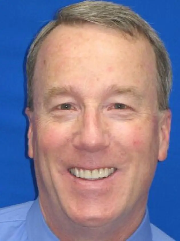 dave smiling after smile makeover