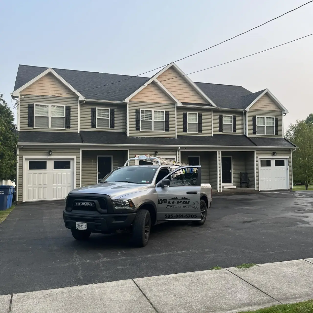 Lakefront Power Washing service truck