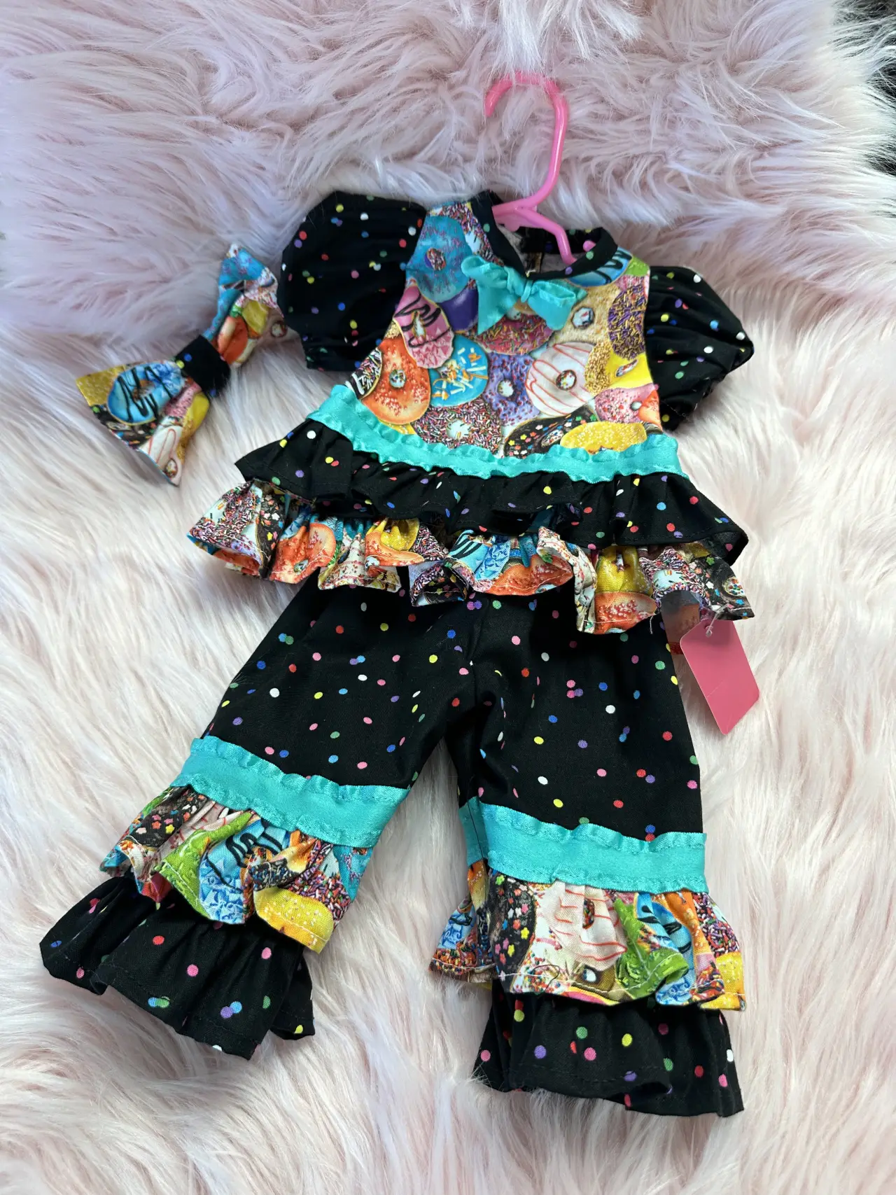 Donut with polka dot 2 pc pantsuit with matching bow