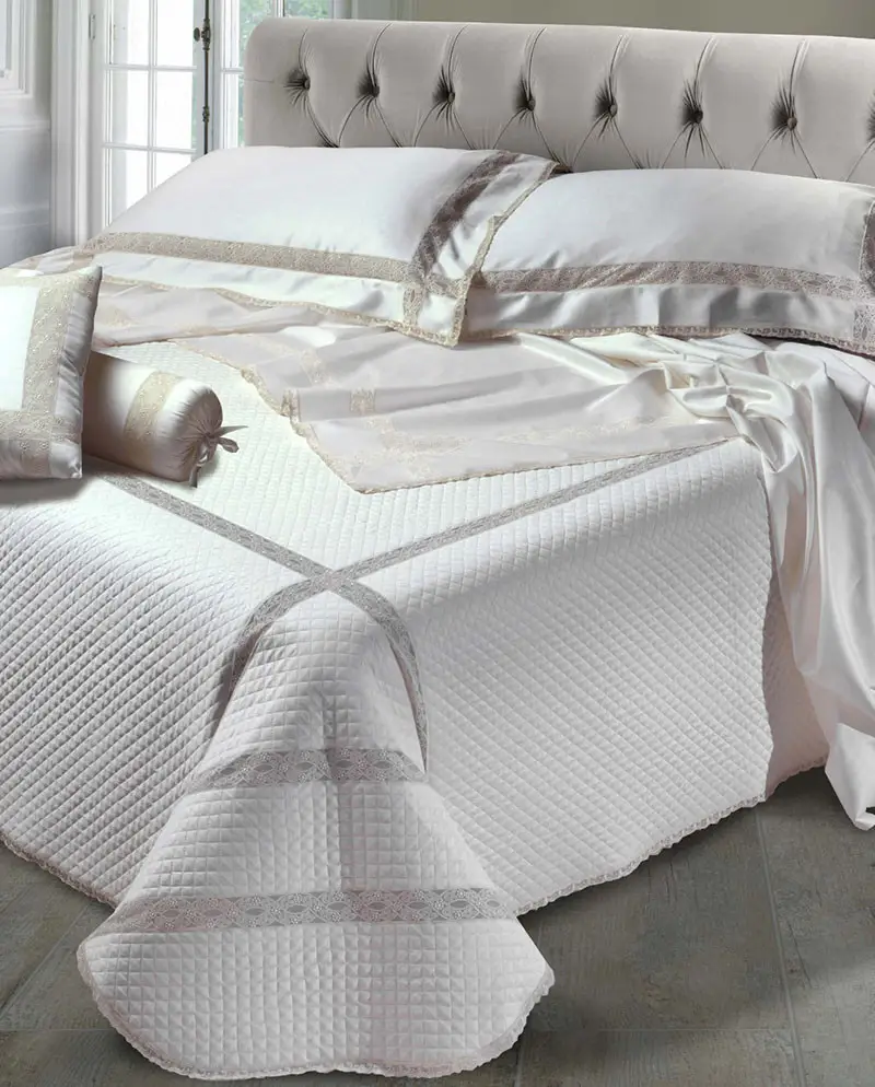 Giotto Sateen by Barbacci